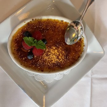 Le Colonial - Crime brûlée - Vietnamese Near Me - Chicago, Illinois