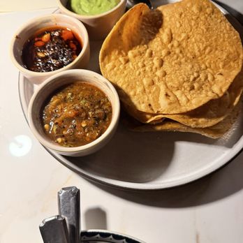 Mirate - Mexican Near Me - Los Angeles, California