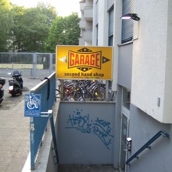Garage Kleidermarkt - Used, Vintage & Consignment Near Me - Berlin, BE Garage Kleidermarkt - Used, Vintage & Consignment Near Me - Berlin, BE