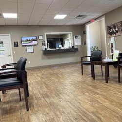 St Joseph's/Candler Urgent Care - Waiting room empty