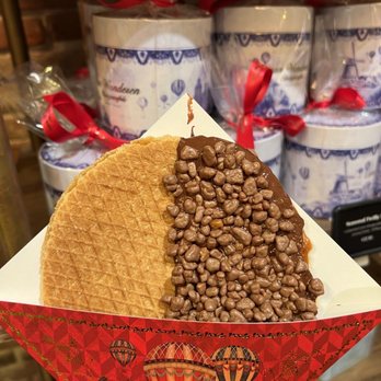 Van Wonderen Stroopwafels - Desserts Near Me - Amsterdam, New Hampshire