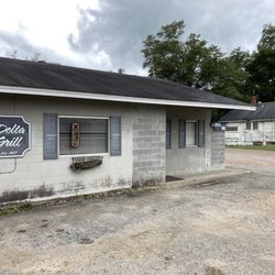 Delta Grill - View of front exterior of restaurant