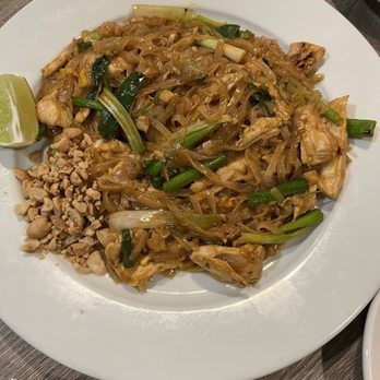 NUA Thai - Chicken Pad Thai - Thai Near Me - Houston, Texas