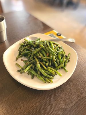 iHome Kitchen Chinese Dumpling House (Beverly） by null