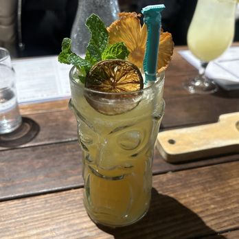 Eureka! - The headhunter king (limit two per person) Jamaican rum /macadamian nut/ lime/ pineapple/ orgeat / falernum - Burgers Near Me - Claremont, California Eureka! - The headhunter king (limit two per person) Jamaican rum /macadamian nut/ lime/ pineapple/ orgeat / falernum - Burgers Near Me - Claremont, California