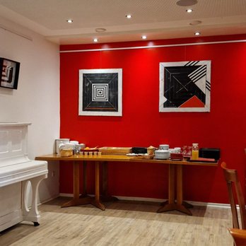 Ratskeller Hotel - Frühstücksbuffet - Hotels Near Me - Nideggen, NW