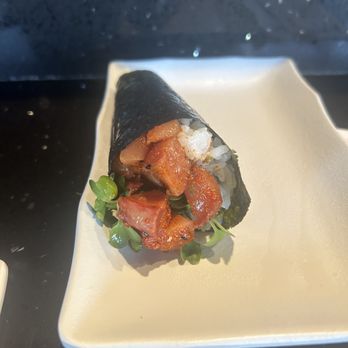 OHO Sushi Studio - spicy yellowtail handroll - Sushi Bars Near Me - Long Beach, California OHO Sushi Studio - spicy yellowtail handroll - Sushi Bars Near Me - Long Beach, California