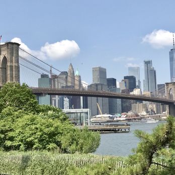 Brooklyn Bridge - Landmarks & Historical Buildings Near Me - Brooklyn, New York