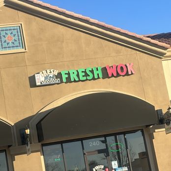 Fresh Wok - the front of a restaurant - Chinese Near Me - Apple Valley, California