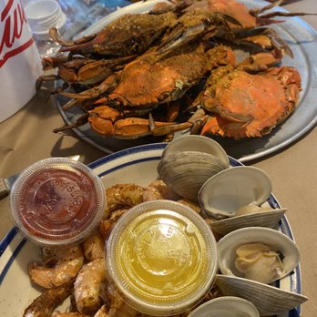 PGN Crab House - Maryland crabs with clams and shrimp - Seafood Near Me - Ocean City, Maryland