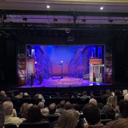 "A Bronx Tale" about to begin "A Bronx Tale" about to begin