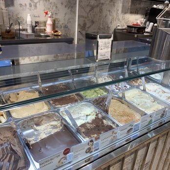 Venchi - Chocolatiers & Shops Near Me - New York, New York