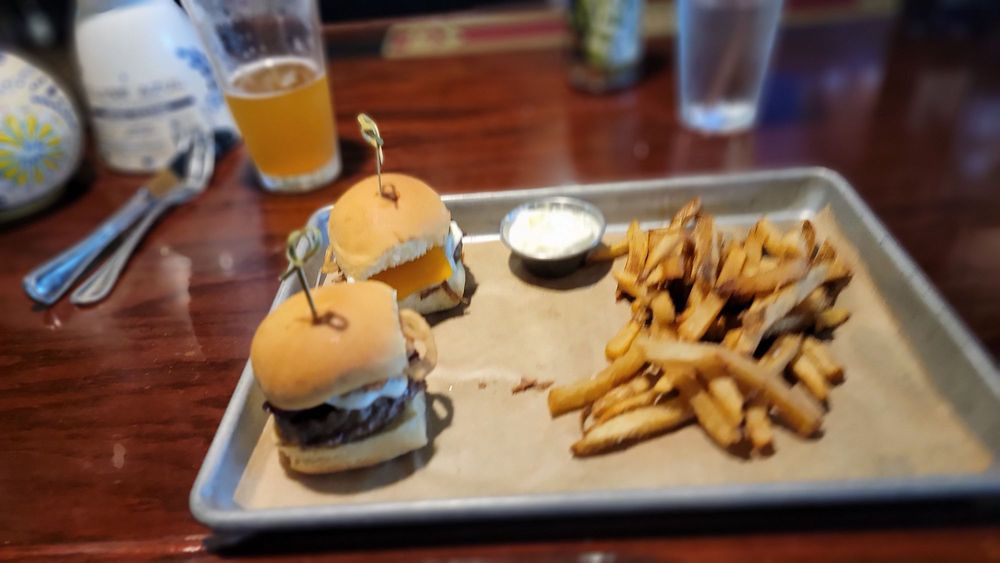 Black Cow Fat Pig Pub & Steak