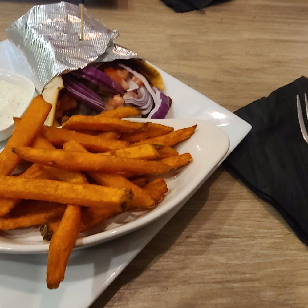 Remy’s on Main - The gyro knocked it out of the park, sweet potato fries were excellent. - Breakfast & Brunch Near Me - Bradenton, Florida