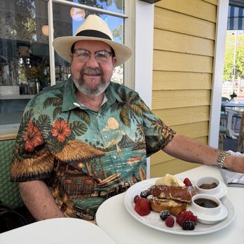 Le Marais Bakery - French toast - French Near Me - Larkspur, California Le Marais Bakery - French toast - French Near Me - Larkspur, California
