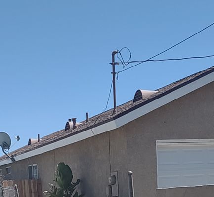 Ronstadt Roofing Logo