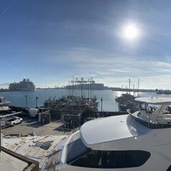 Baja Naval - Panoramic of yard from shower facilities