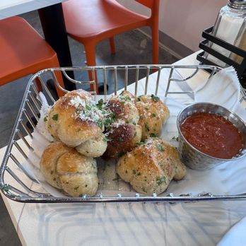 Woodhaven Pizza - Garlic knots - Pizza Near Me - Summerville, South Carolina Woodhaven Pizza - Garlic knots - Pizza Near Me - Summerville, South Carolina