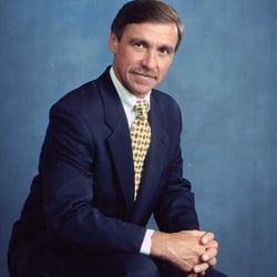 Advanced Integrative Medicine - Meet Dr. Robert Schlampp