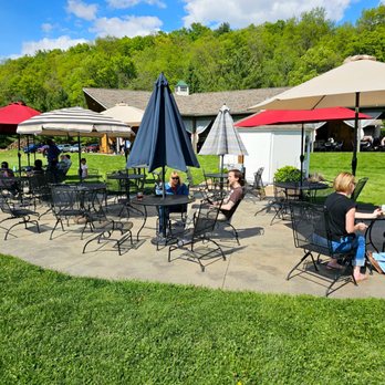 Vino In the Valley - American Near Me - Maiden Rock, Wisconsin Vino In the Valley - American Near Me - Maiden Rock, Wisconsin