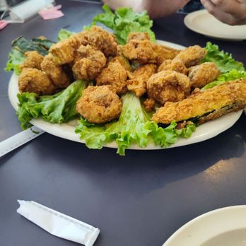 The Owl Cafe - Fried mushrooms and zucchini - Diners Near Me - Albuquerque, New Mexico
