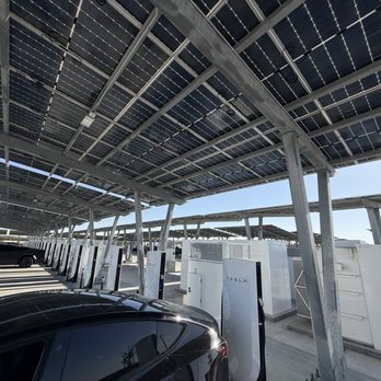 Tesla Supercharger - Stalls a plenty - EV Charging Stations Near Me - Wasco, California Tesla Supercharger - Stalls a plenty - EV Charging Stations Near Me - Wasco, California