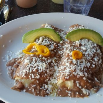 Casa Latina - Enfrojoladas rellenas de claras de huevo - Mexican Near Me - Berkeley, California