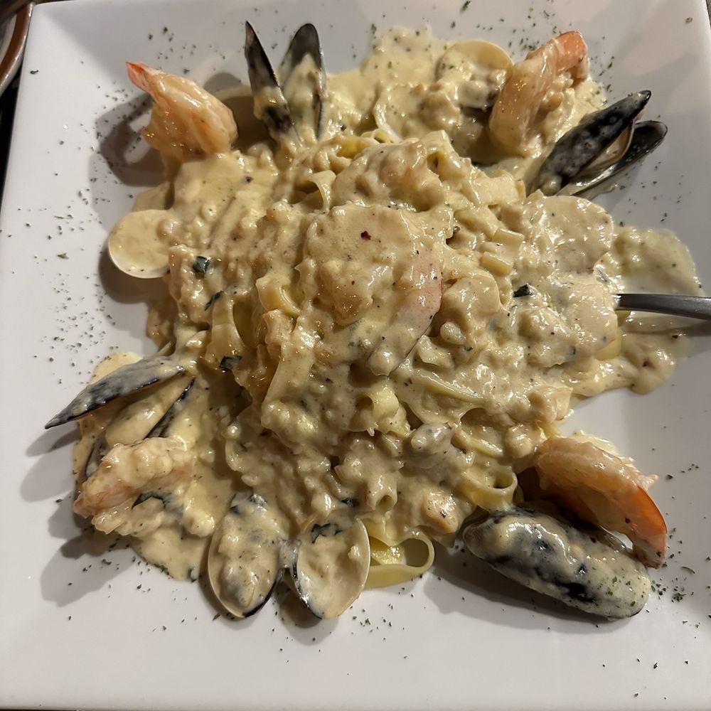 La Favorita - Frutti de Mare #2 - Italian Near Me - Dothan, Alabama La Favorita - Frutti de Mare #2 - Italian Near Me - Dothan, Alabama