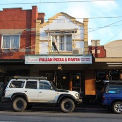 Giardino Pizza - Giardino Pizza exterior