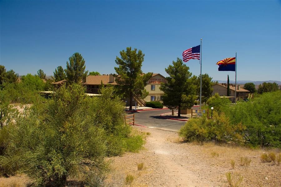 MOUNTAIN VIEW VILLA APARTMENTS Updated August 2024 19 Photos 740 E Mingus Ave, Cottonwood