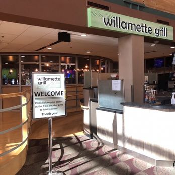 Willamette Grill-Tailwind Concessions - Exterior of restaurant, comfortable seating. - Cocktail Bars Near Me - Eugene, Oregon