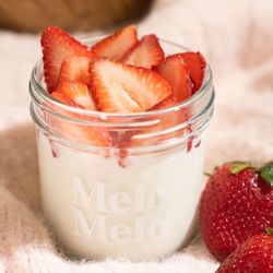 MeloMelo Coconut Dessert - Strawberry Coconut