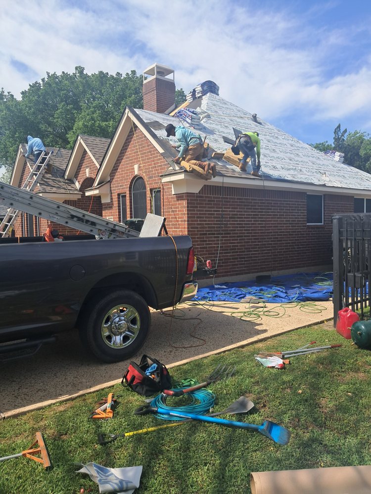 Slide of Lopez Roofing Restoration