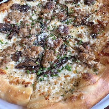 Hazelwood Food and Drinks - Sausage and Wild Mushroom Pizza . . Yes! - American Near Me - Bloomington, Minnesota Hazelwood Food and Drinks - Sausage and Wild Mushroom Pizza . . Yes! - American Near Me - Bloomington, Minnesota