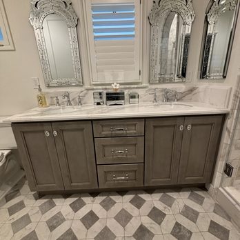 MTD Kitchen - Cabinetry Near Me - North Hollywood, California