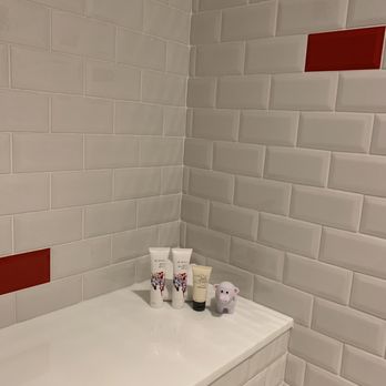 Virgin Hotels Chicago - Shower sheep! - Hotels Near Me - Chicago, Illinois Virgin Hotels Chicago - Shower sheep! - Hotels Near Me - Chicago, Illinois