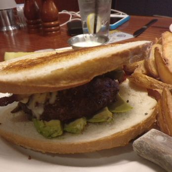 Henry's Pub - The Sourdough Burger : get smaller sourdough bread or a bigger burger. Preferably the latter. - American Near Me - Loveland, Colorado