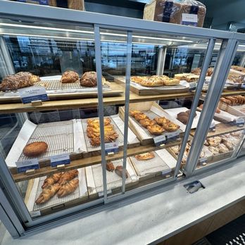 Paris Baguette - Bakeries Near Me - Glen Ellyn, Illinois Paris Baguette - Bakeries Near Me - Glen Ellyn, Illinois