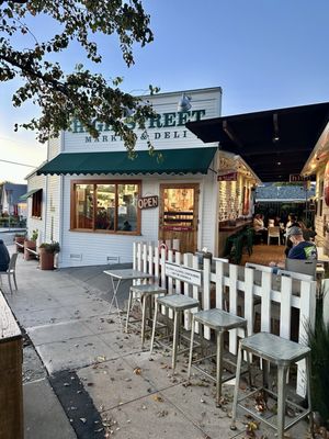 High Street | Market & Deli by null