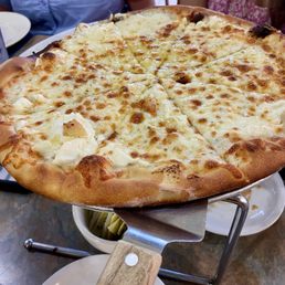 White pizza White pizza