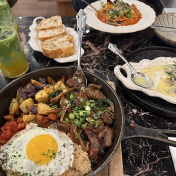 Whisper - Jjamppong pasta, Cast iron stone axe & truffle cream oyster mushroom with Mango matcha latte - Breakfast & Brunch Near Me - San Mateo, California Whisper - Jjamppong pasta, Cast iron stone axe & truffle cream oyster mushroom with Mango matcha latte - Breakfast & Brunch Near Me - San Mateo, California