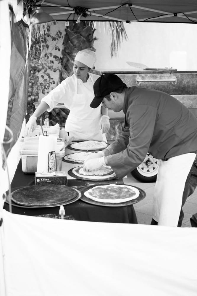 Papa D'z Pizza Fresca Logo