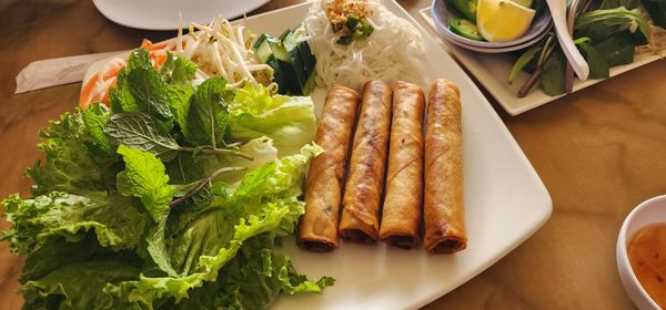 Saigon's Restaurant by null