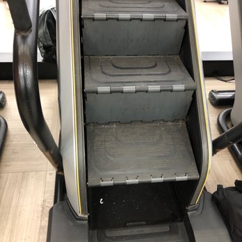 LA Fitness - Dirty machines - Gyms Near Me - Hawthorne, California LA Fitness - Dirty machines - Gyms Near Me - Hawthorne, California