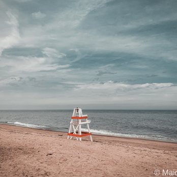 Tower Road Beach - October days - Beaches Near Me - Winnetka, Illinois Tower Road Beach - October days - Beaches Near Me - Winnetka, Illinois