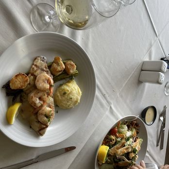 Amore Ristorante - grilled seafoods and salad - Seafood Near Me - Montgomery, Texas Amore Ristorante - grilled seafoods and salad - Seafood Near Me - Montgomery, Texas