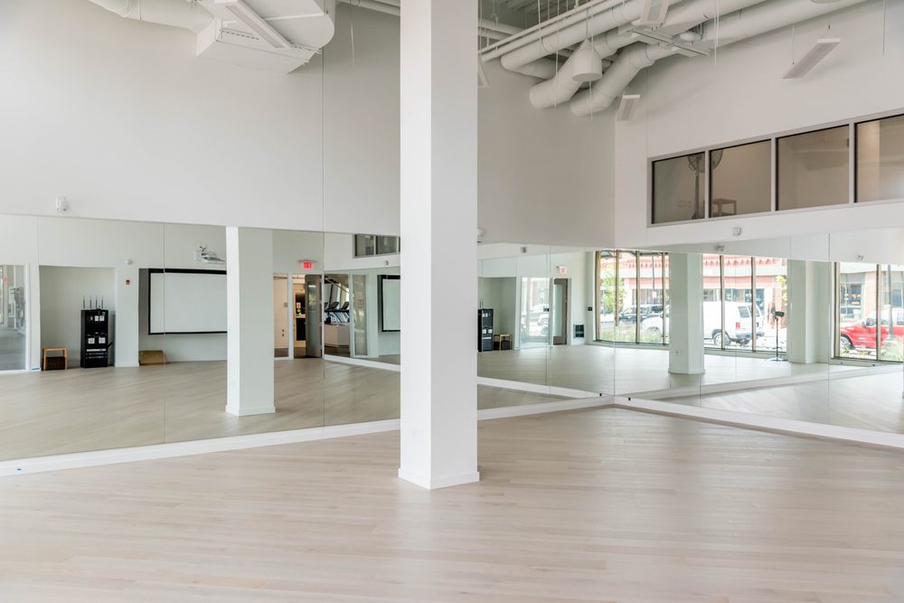 RIVERSIDE CORPORATE WELLNESS Updated June 2024 332 Front St S, La
