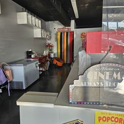 Sha-Poppin Gourmet Popcorn Shoppe