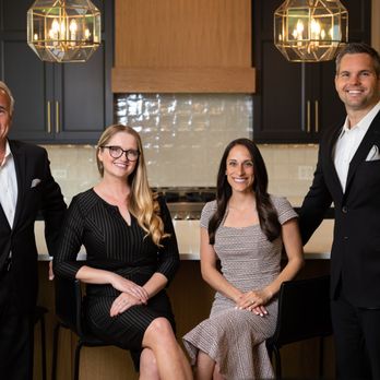 The Glover Team - The Glover Team - Realtors Glenn Failla, Krysti Cioch, Sabrina Glover, & Danny Glover - Real Estate Agents Near Me - Downers Grove, Illinois The Glover Team - The Glover Team - Realtors Glenn Failla, Krysti Cioch, Sabrina Glover, & Danny Glover - Real Estate Agents Near Me - Downers Grove, Illinois