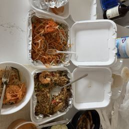 We always phone in our order! Crab Rangoon, shrimp pad Thai, combo fried rice, papaya salad, tofu panang and beef eggplant! Allll delish We always phone in our order! Crab Rangoon, shrimp pad Thai, combo fried rice, papaya salad, tofu panang and beef eggplant! Allll delish